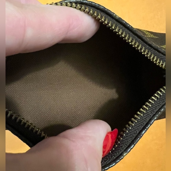 Louis Vuitton Monogram Unisex Golf Ball Bag / Etui 3 Balles De Golf - Picture 8 of 10